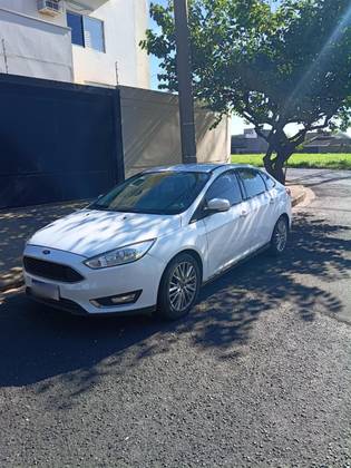 FORD FOCUS 2.0 SE PLUS 16V FLEX 4P POWERSHIFT FORD FOCUS 2.0 SE PLUS 16V FLEX 4P POWERSHIFT